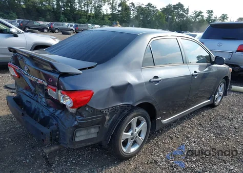 2012 Toyota Corolla S z USA, uszkodzony, nr VIN 2T1BU4EE5CC804961